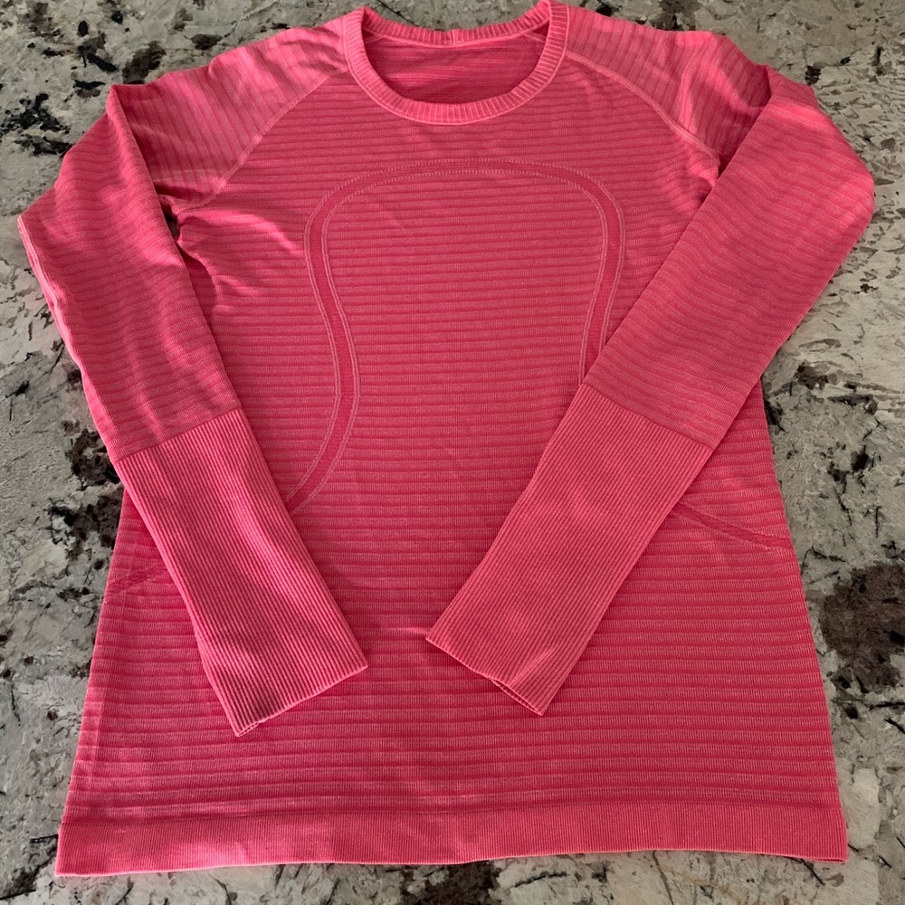 Swiftly Tech Long Sleeve Pink size 6